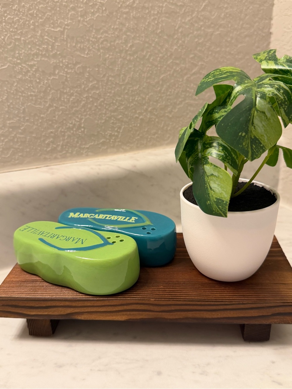 Margaritaville Ceramic Flip Flop Salt & Pepper Shakers